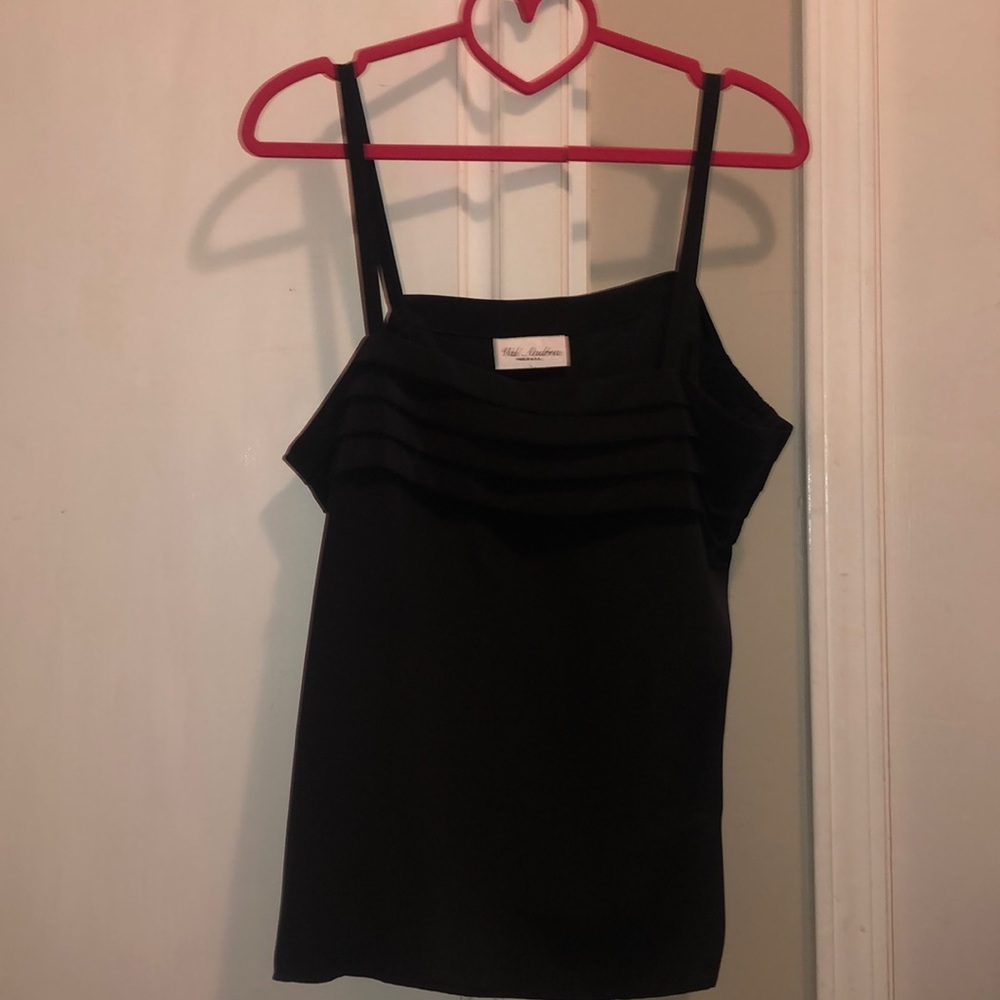 Black Spaghetti Strap Top 🖤